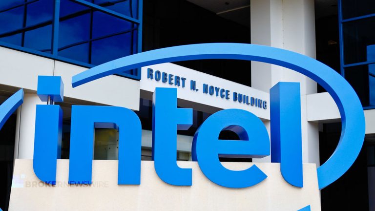 Intel Plans to Lay Off